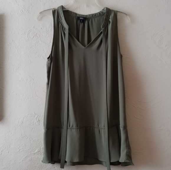 Mossimo sleeveless blouse - Picture 7 of 8